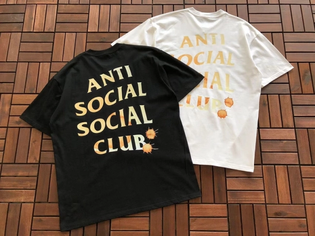 ANTI SOCIAL SOCIAL CLUB T-Shirt