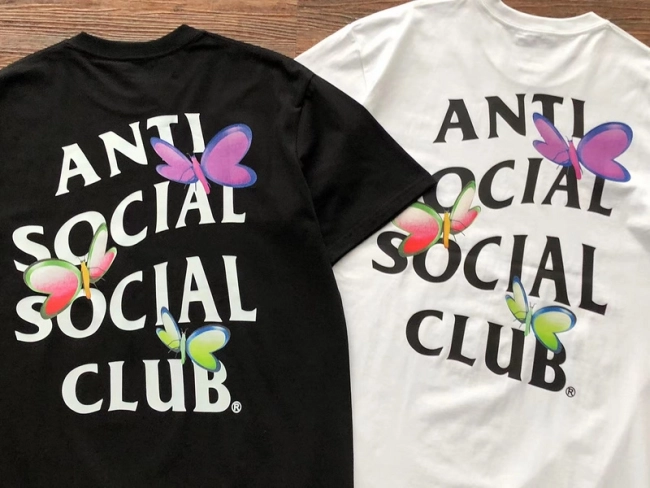 ANTI SOCIAL SOCIAL CLUB T-Shirt