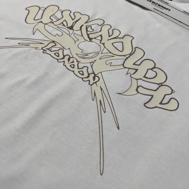 Unknown London Uv Tee