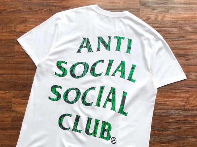 ANTI SOCIAL SOCIAL CLUB T-Shirt