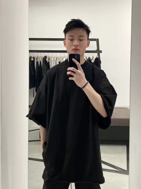 Rick Owens RO23SS loose silhouette