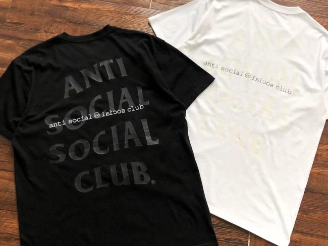 ANTI SOCIAL SOCIAL CLUB T-Shirt