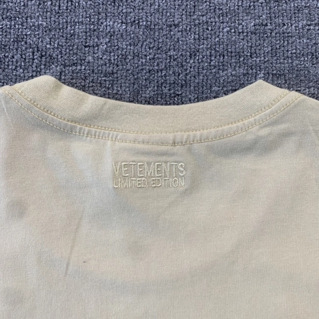 Vetements T-shirt