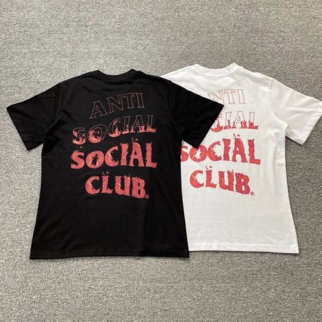 ANTI SOCIAL SOCIAL CLUB T-shirt