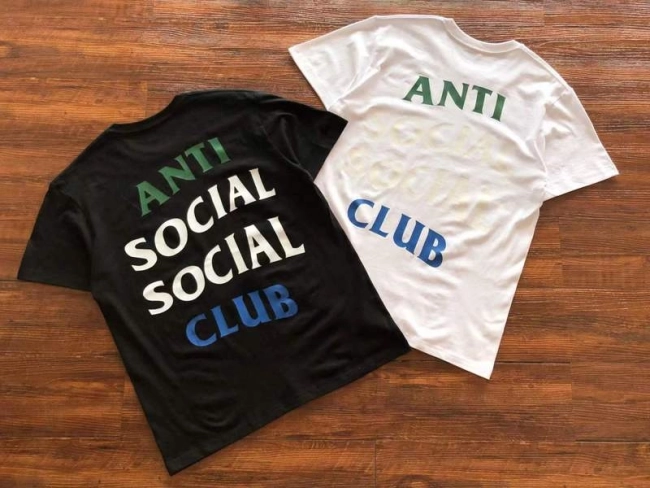 ANTI SOCIAL SOCIAL CLUB T-Shirt