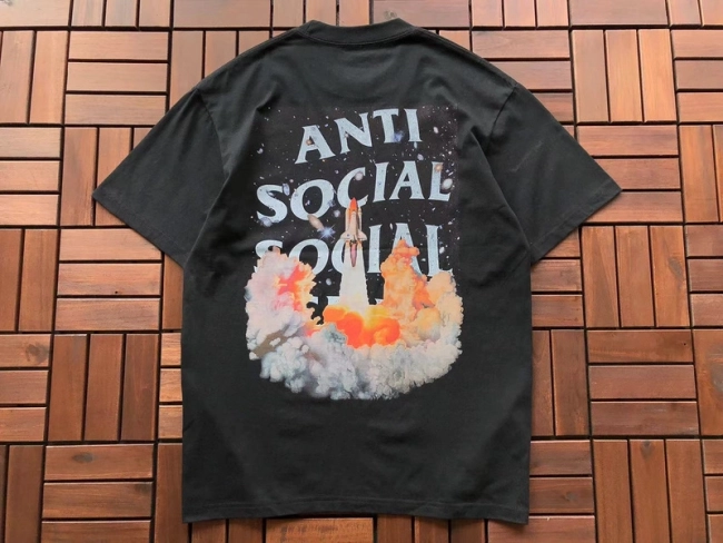 ANTI SOCIAL SOCIAL CLUB T-Shirt