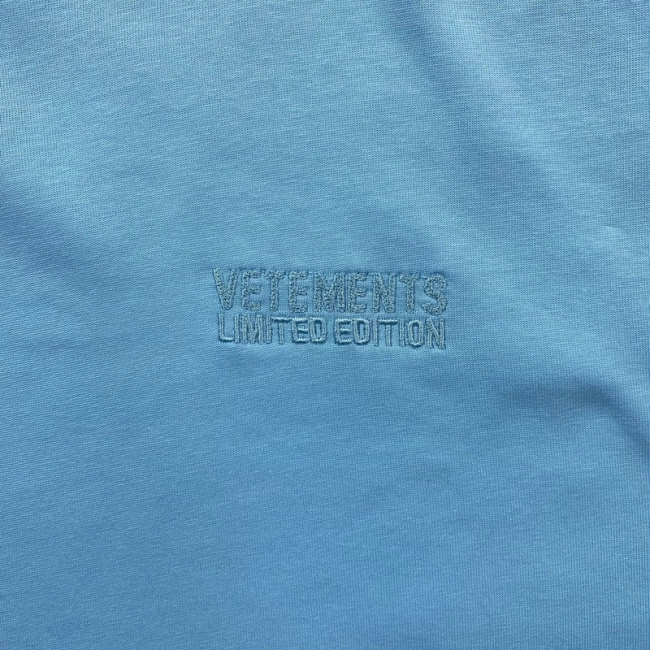 Vetements T-shirt