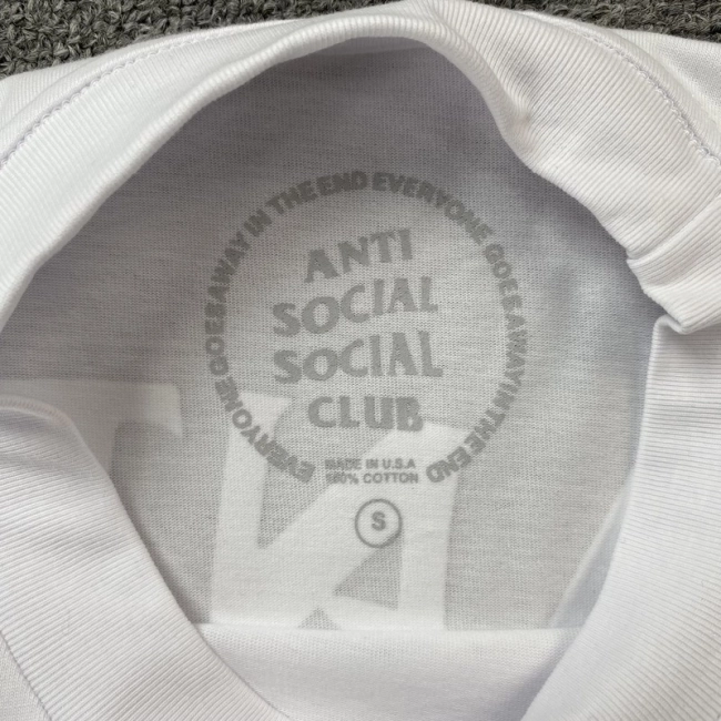 ANTI SOCIAL SOCIAL CLUB T-shirt