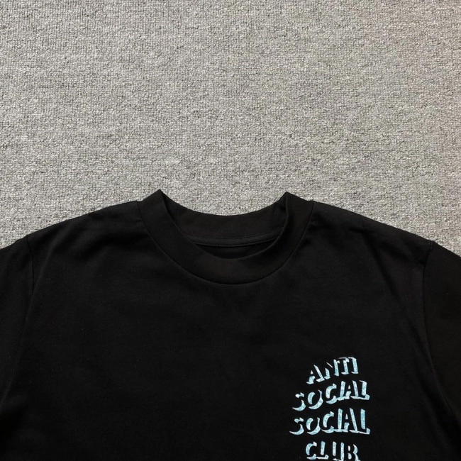 ANTI SOCIAL SOCIAL CLUB T-shirt