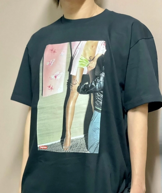 Supreme 22SS Model Tee