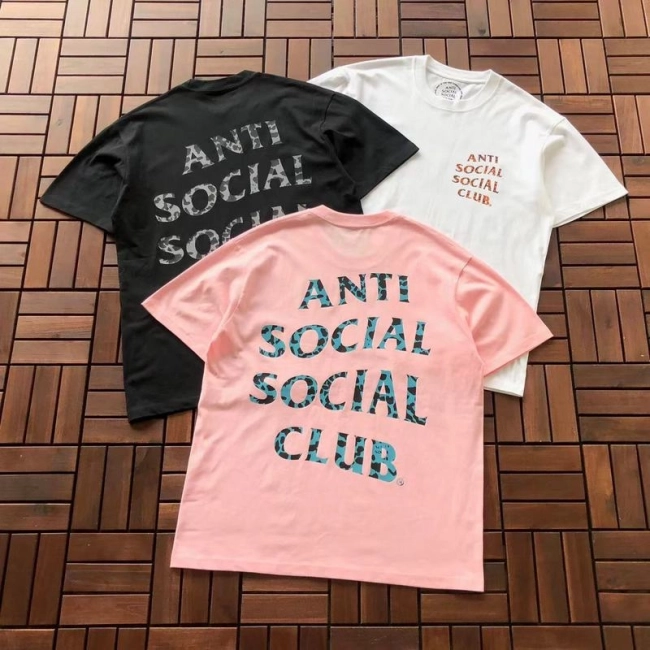 ANTI SOCIAL SOCIAL CLUB T-Shirt