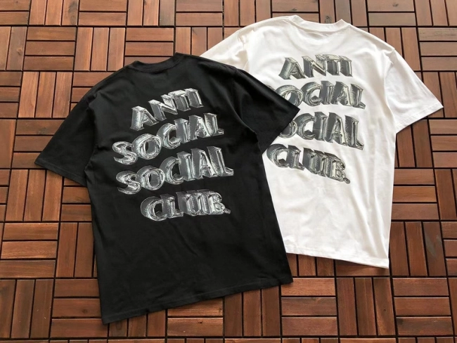 ANTI SOCIAL SOCIAL CLUB T-Shirt