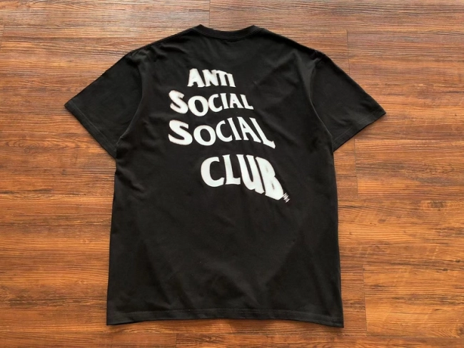 ANTI SOCIAL SOCIAL CLUB T-Shirt