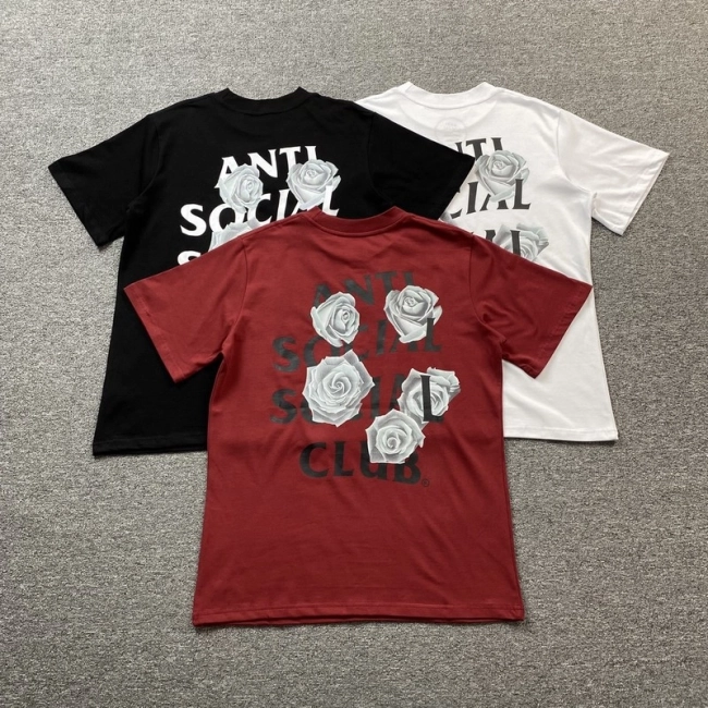 ANTI SOCIAL SOCIAL CLUB T-shirt