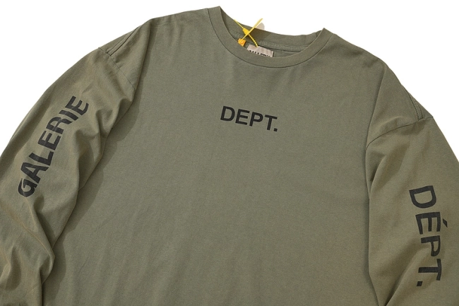 GALLERY DEPT. LOGO Long Sleeve Tee