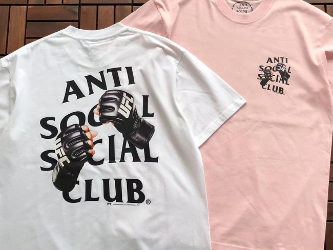 ANTI SOCIAL SOCIAL CLUB T-Shirt