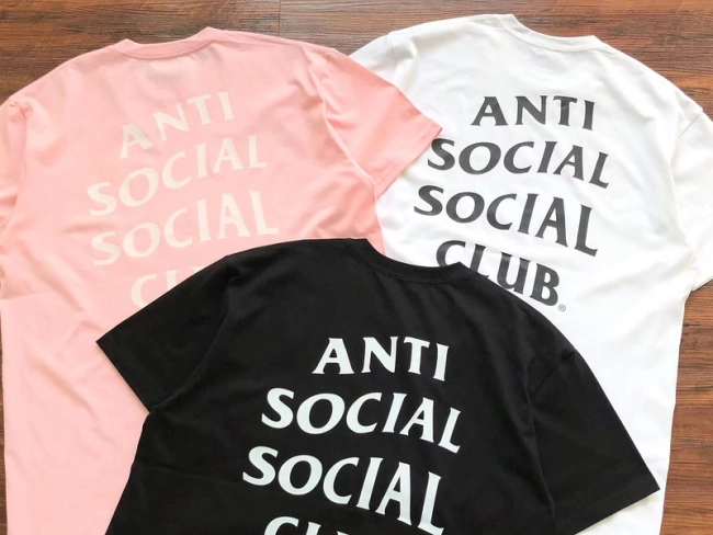 ANTI SOCIAL SOCIAL CLUB T-Shirt