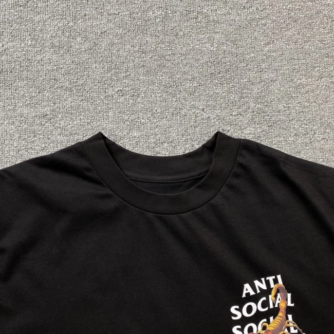 ANTI SOCIAL SOCIAL CLUB T-shirt