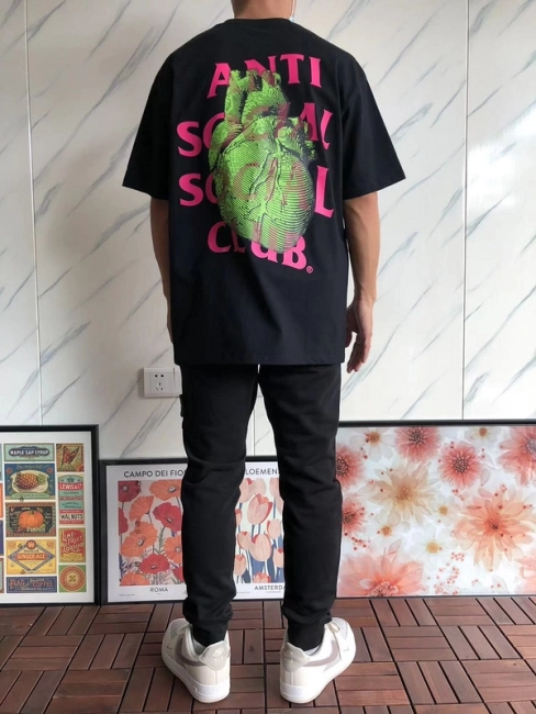 ANTI SOCIAL SOCIAL CLUB T-Shirt