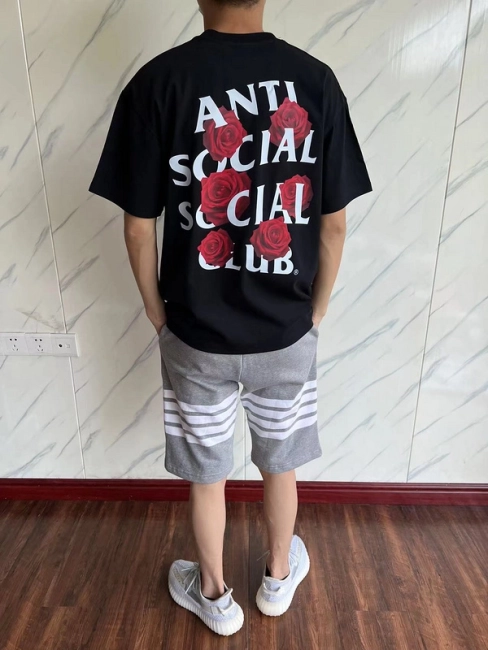 ANTI SOCIAL SOCIAL CLUB T-Shirt