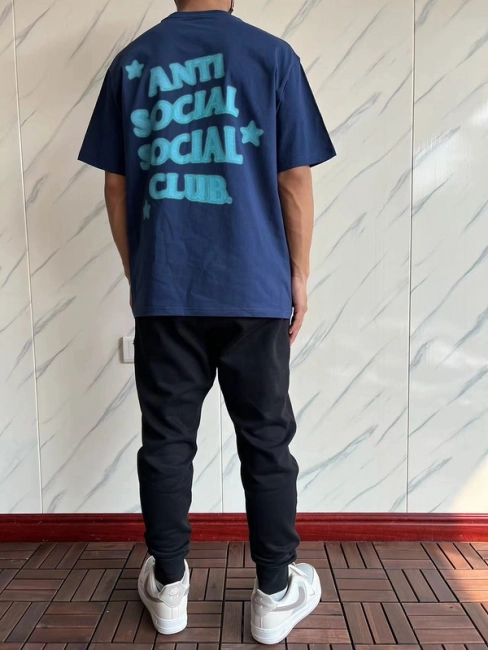 ANTI SOCIAL SOCIAL CLUB T-Shirt