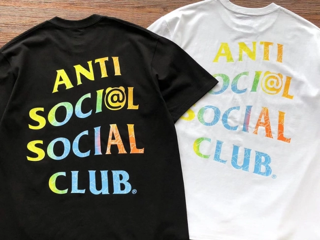 ANTI SOCIAL SOCIAL CLUB T-Shirt