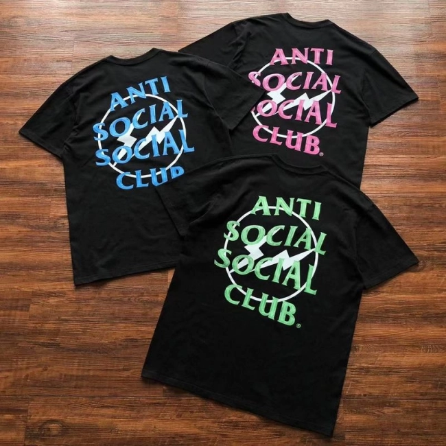 ANTI SOCIAL SOCIAL CLUB T-Shirt