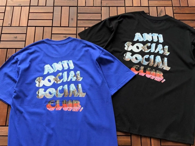 ANTI SOCIAL SOCIAL CLUB T-Shirt