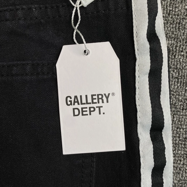 GALLERY DEPT. Jeans