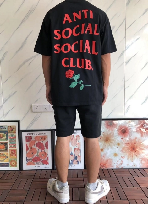 ANTI SOCIAL SOCIAL CLUB T-Shirt