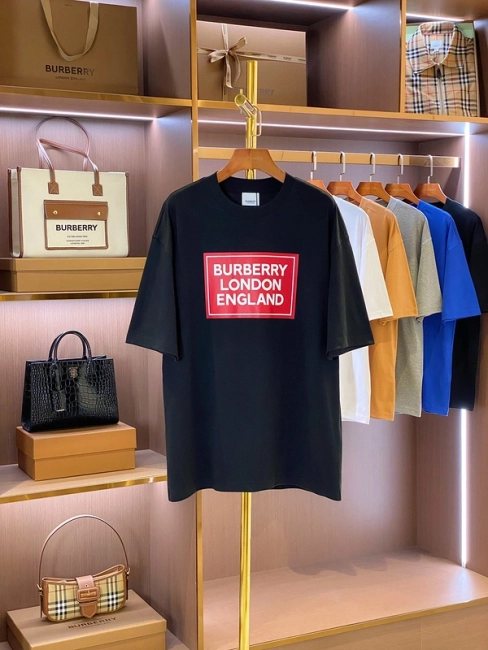 Burberry T-Shirt