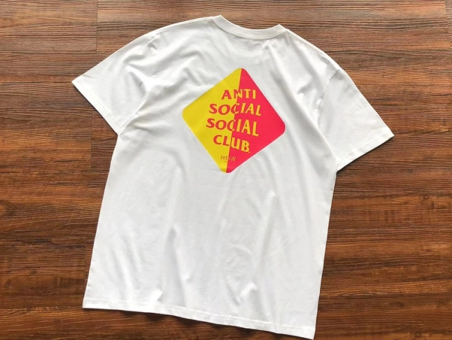 ANTI SOCIAL SOCIAL CLUB T-Shirt