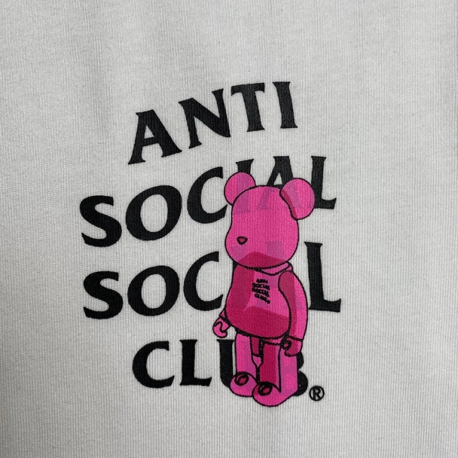 ANTI SOCIAL SOCIAL CLUB T-shirt