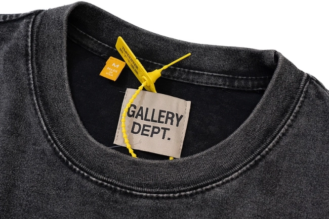 GALLERY DEPT. Distressed Portrait Tee