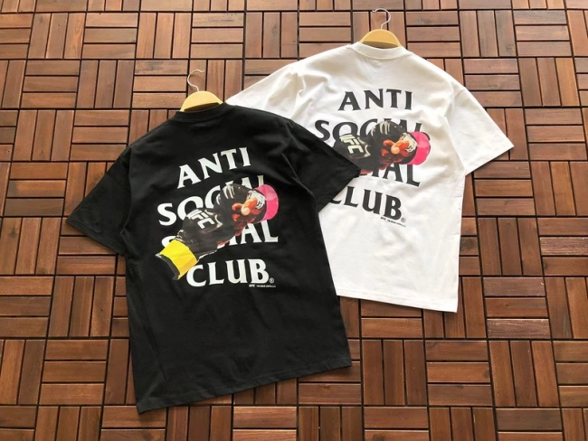 ANTI SOCIAL SOCIAL CLUB T-Shirt