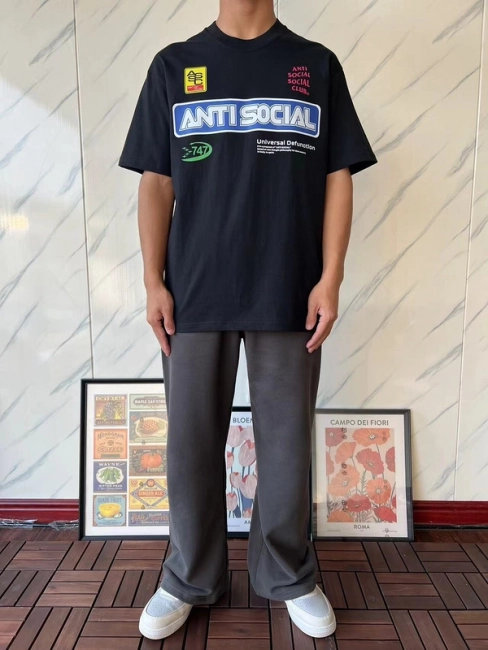 ANTI SOCIAL SOCIAL CLUB T-Shirt