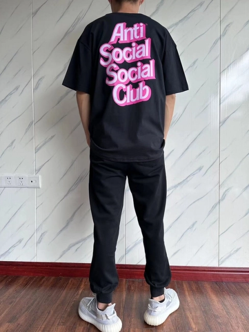 ANTI SOCIAL SOCIAL CLUB T-Shirt