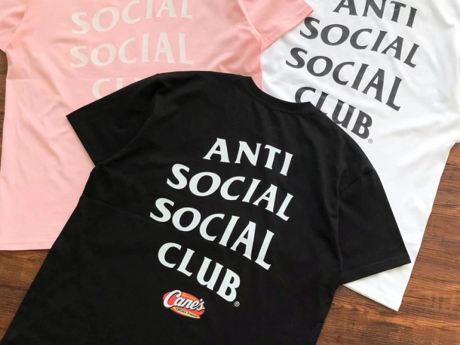 ANTI SOCIAL SOCIAL CLUB T-Shirt