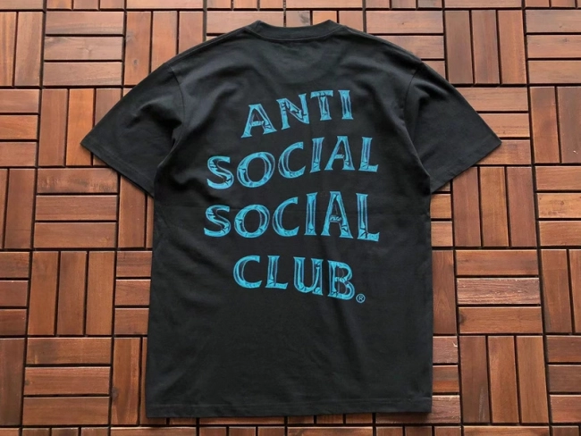 ANTI SOCIAL SOCIAL CLUB T-Shirt