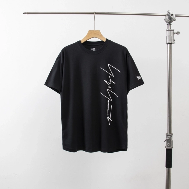 New Era Vertical Logo T-shirt