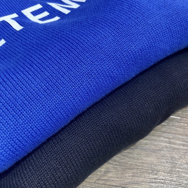 Vetements Jacquard Logo Sweater