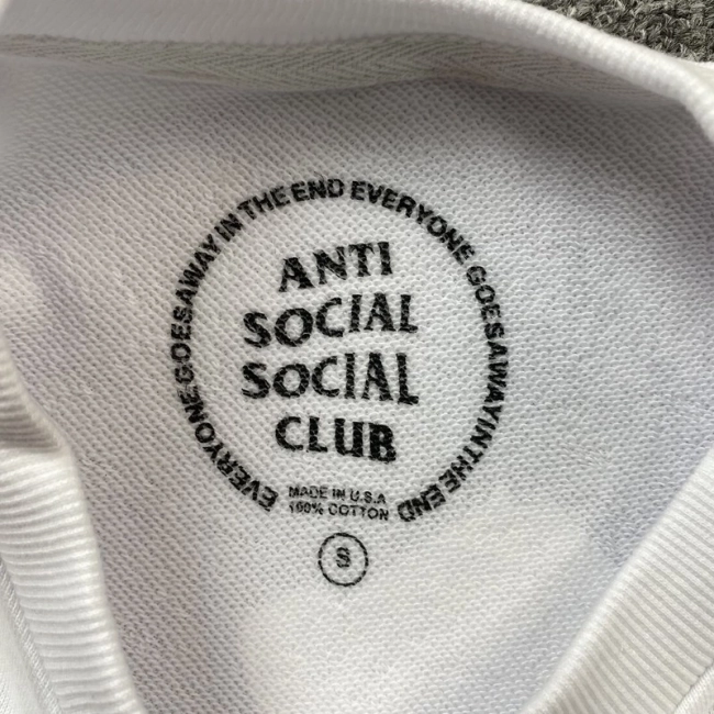 ANTI SOCIAL SOCIAL CLUB Crewneck