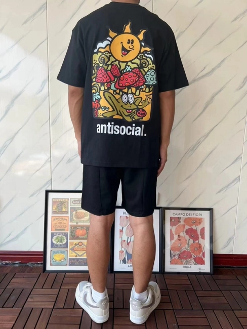 ANTI SOCIAL SOCIAL CLUB T-Shirt