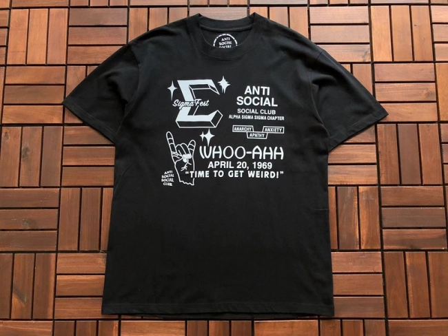 ANTI SOCIAL SOCIAL CLUB T-Shirt