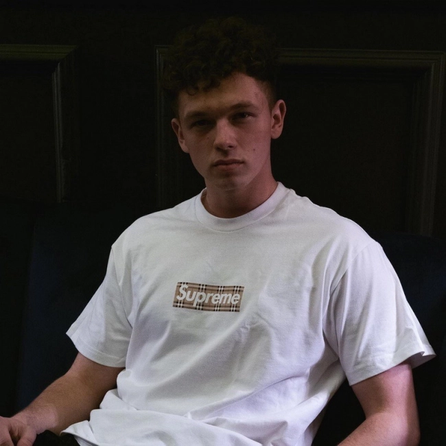 Supreme Box Logo Tee