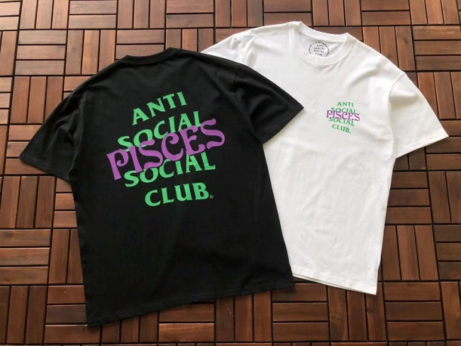 ANTI SOCIAL SOCIAL CLUB T-Shirt