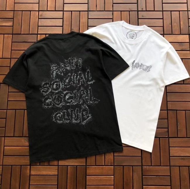 ANTI SOCIAL SOCIAL CLUB T-Shirt