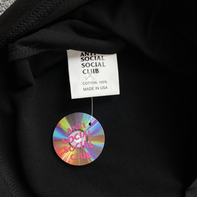 ANTI SOCIAL SOCIAL CLUB T-shirt