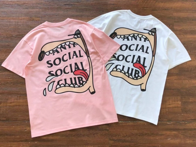 ANTI SOCIAL SOCIAL CLUB T-Shirt