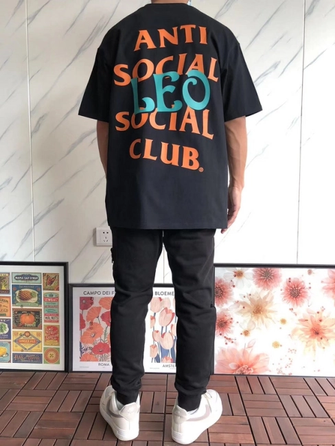 ANTI SOCIAL SOCIAL CLUB T-Shirt